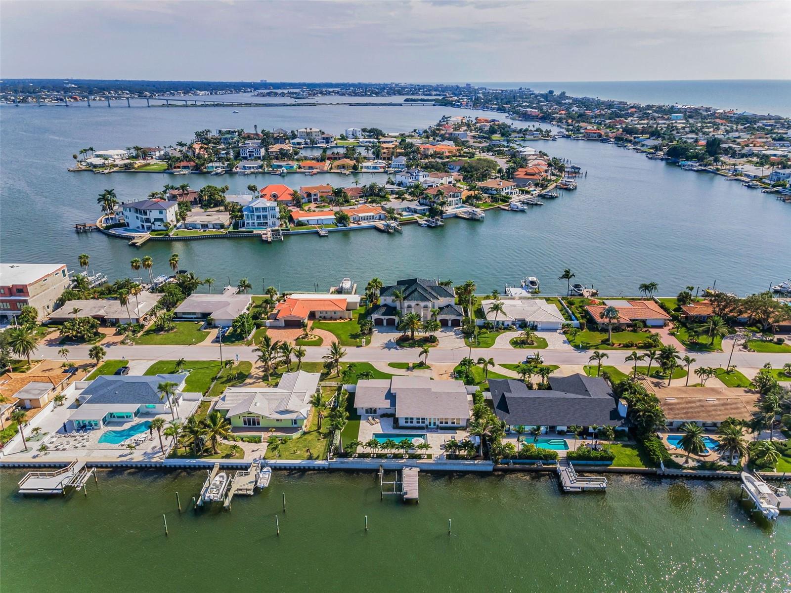 Direct boat access to bay.