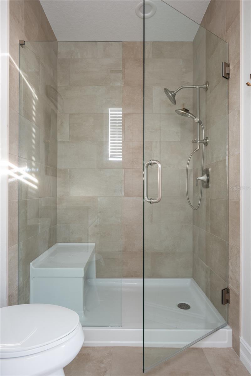 Primary shower