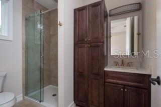 1rst floor bath