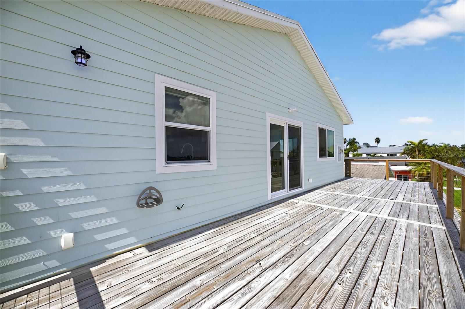 Barbecues, morning sunrises, evening sunsets or reading outdoors; there's room for it all on your spacious deck!