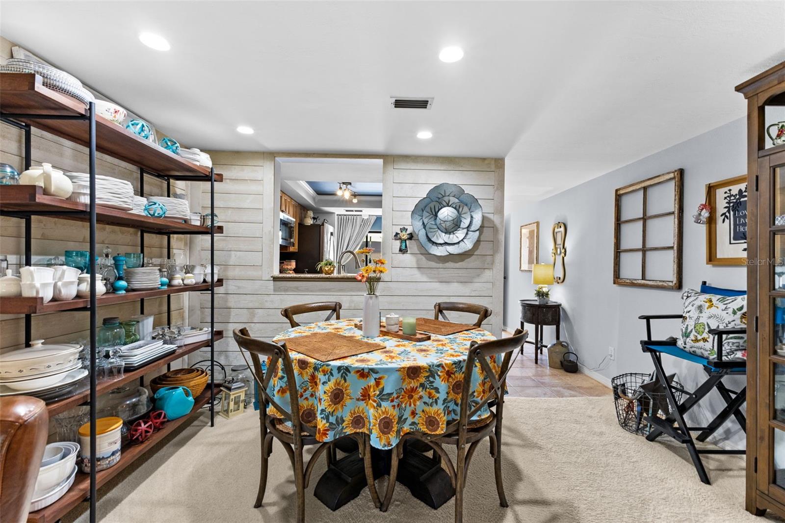 Living Room / Dining Room Combination