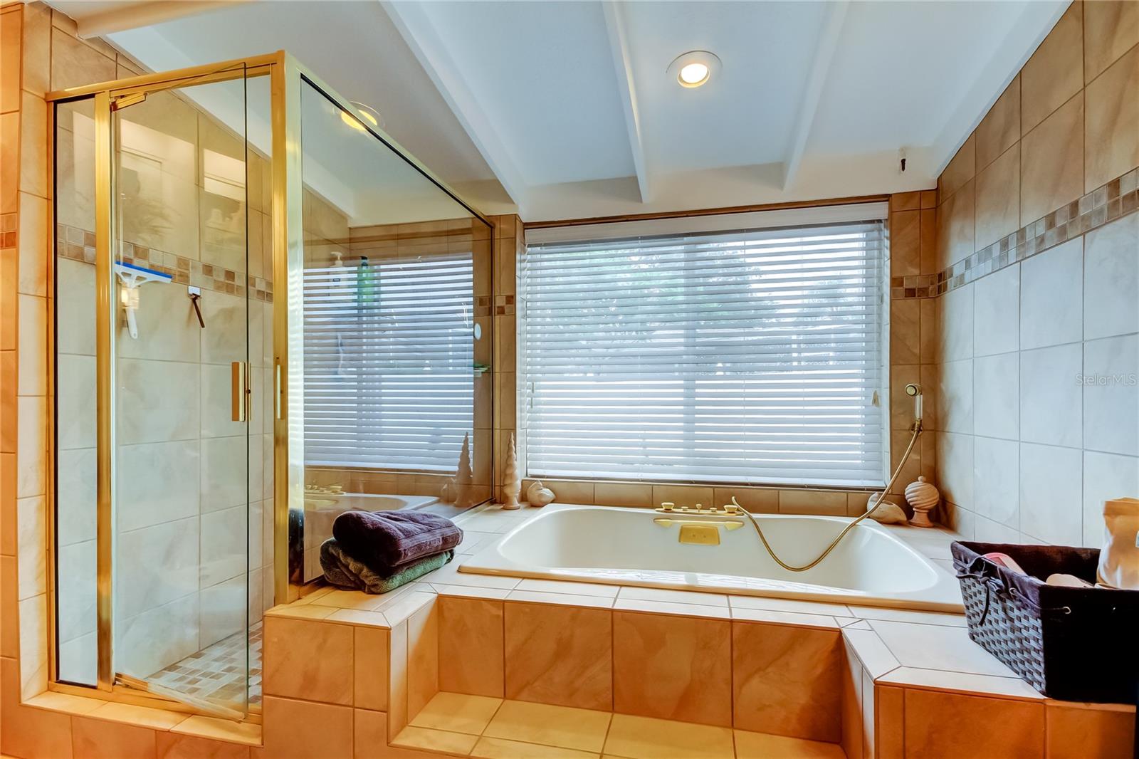 Garden Tub