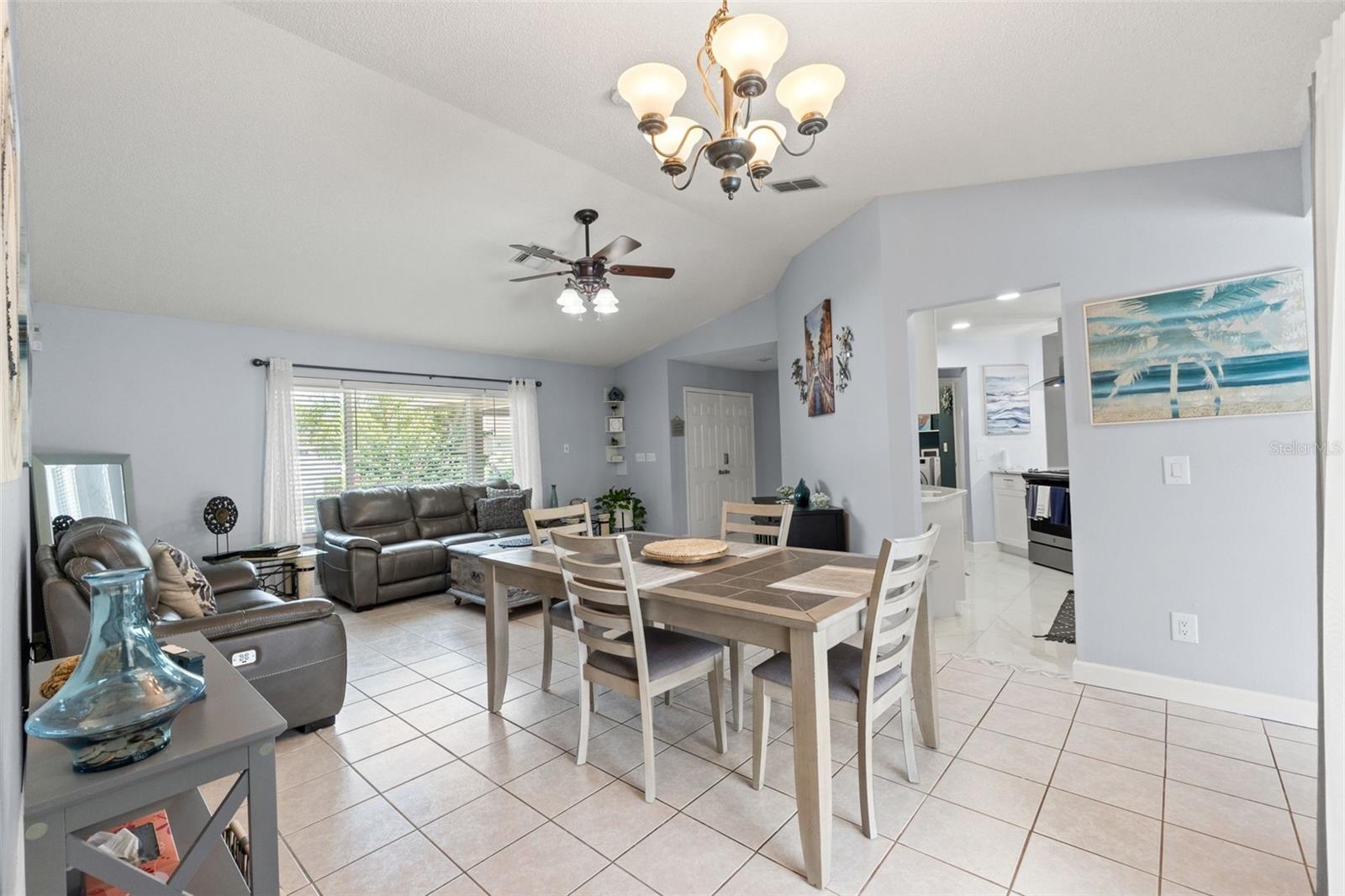 Formal dining room