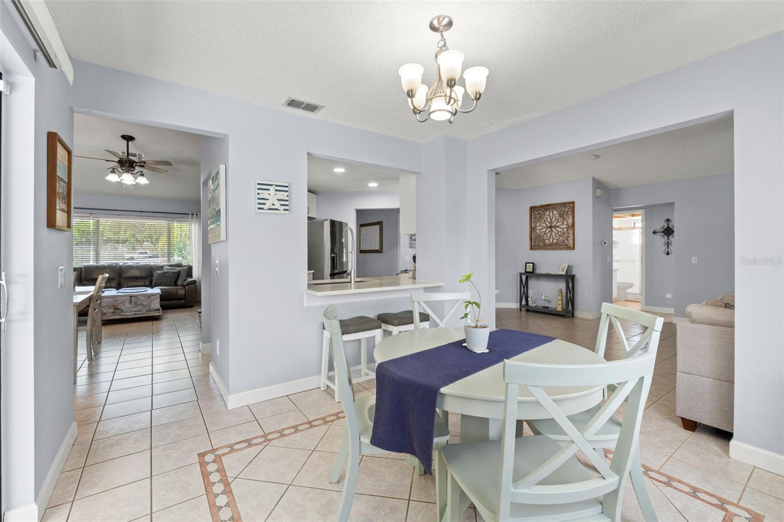 Big dinette space