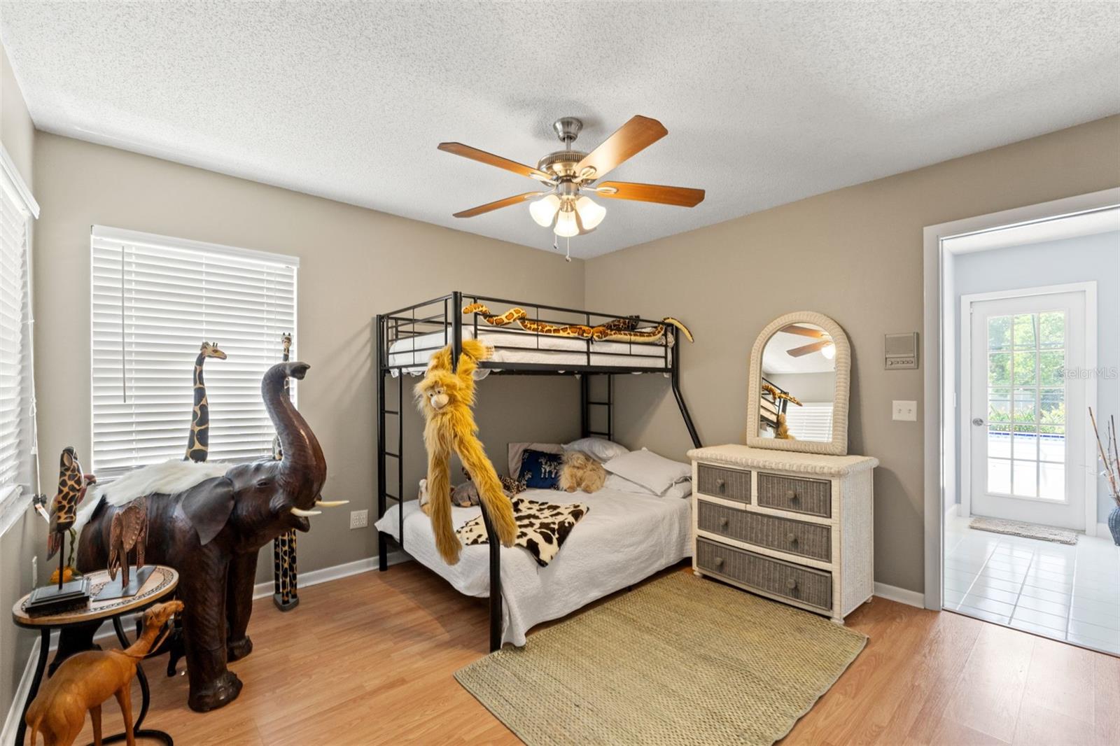 4th guest bedroom