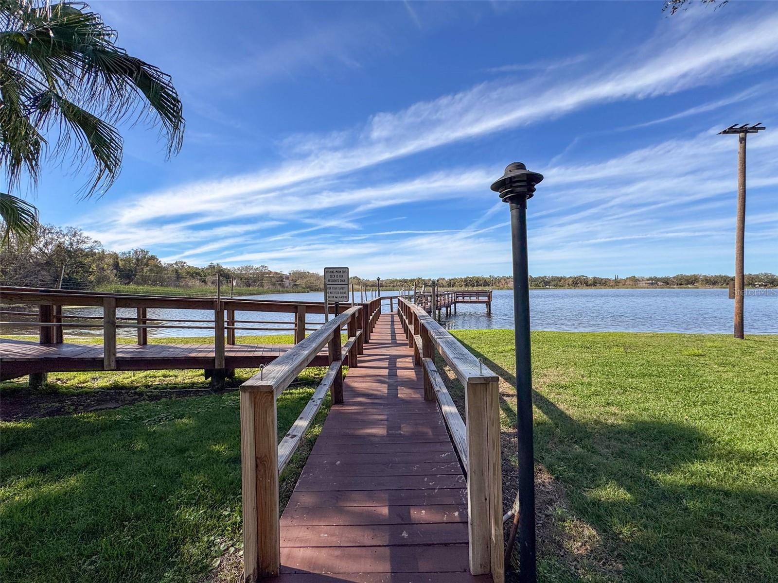 Community pier