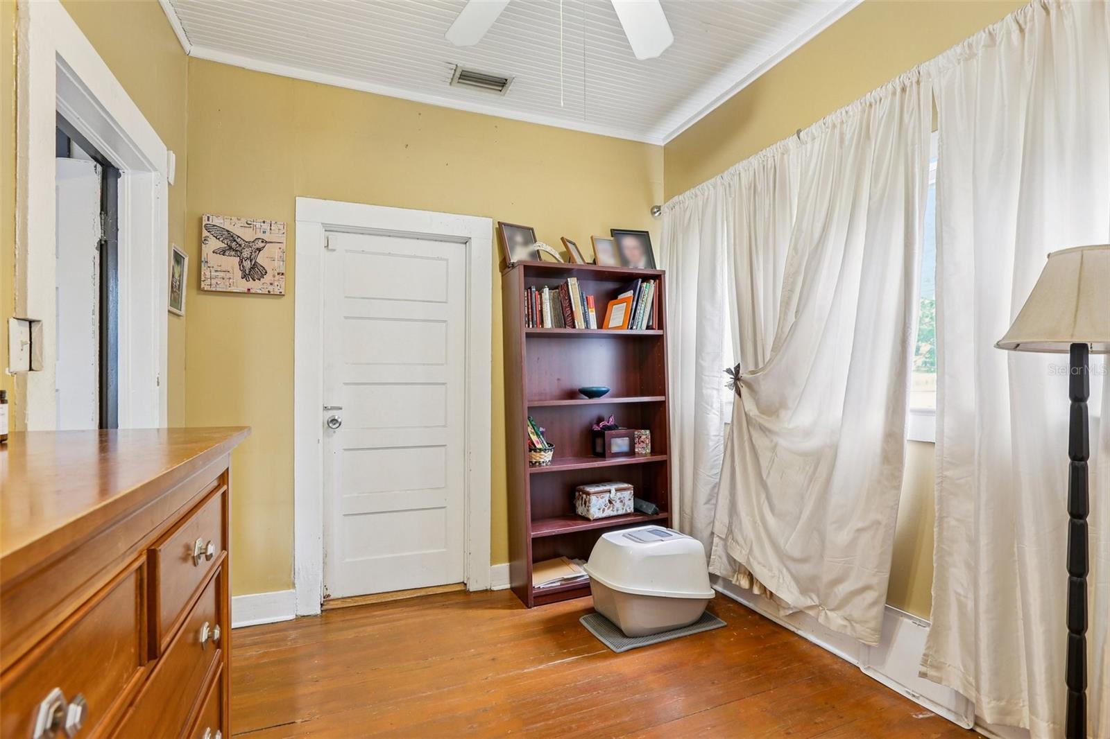 Den/Office Space