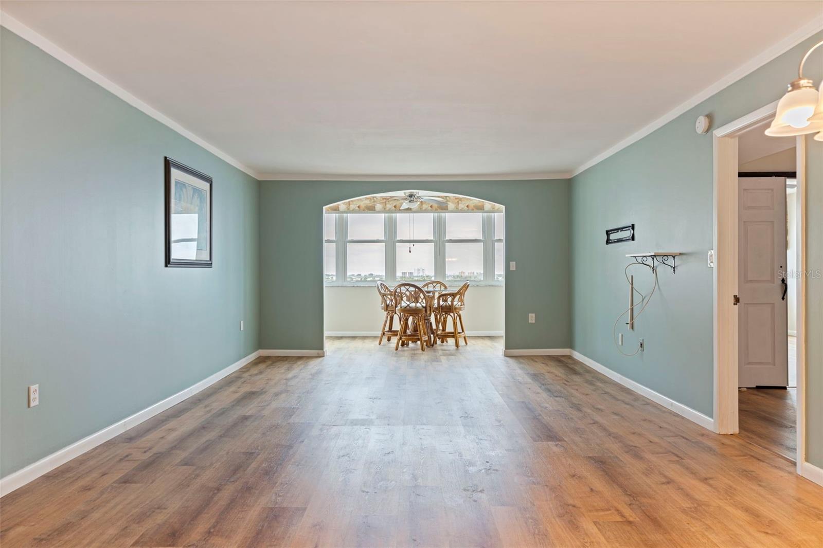 living room leading to the Florida room