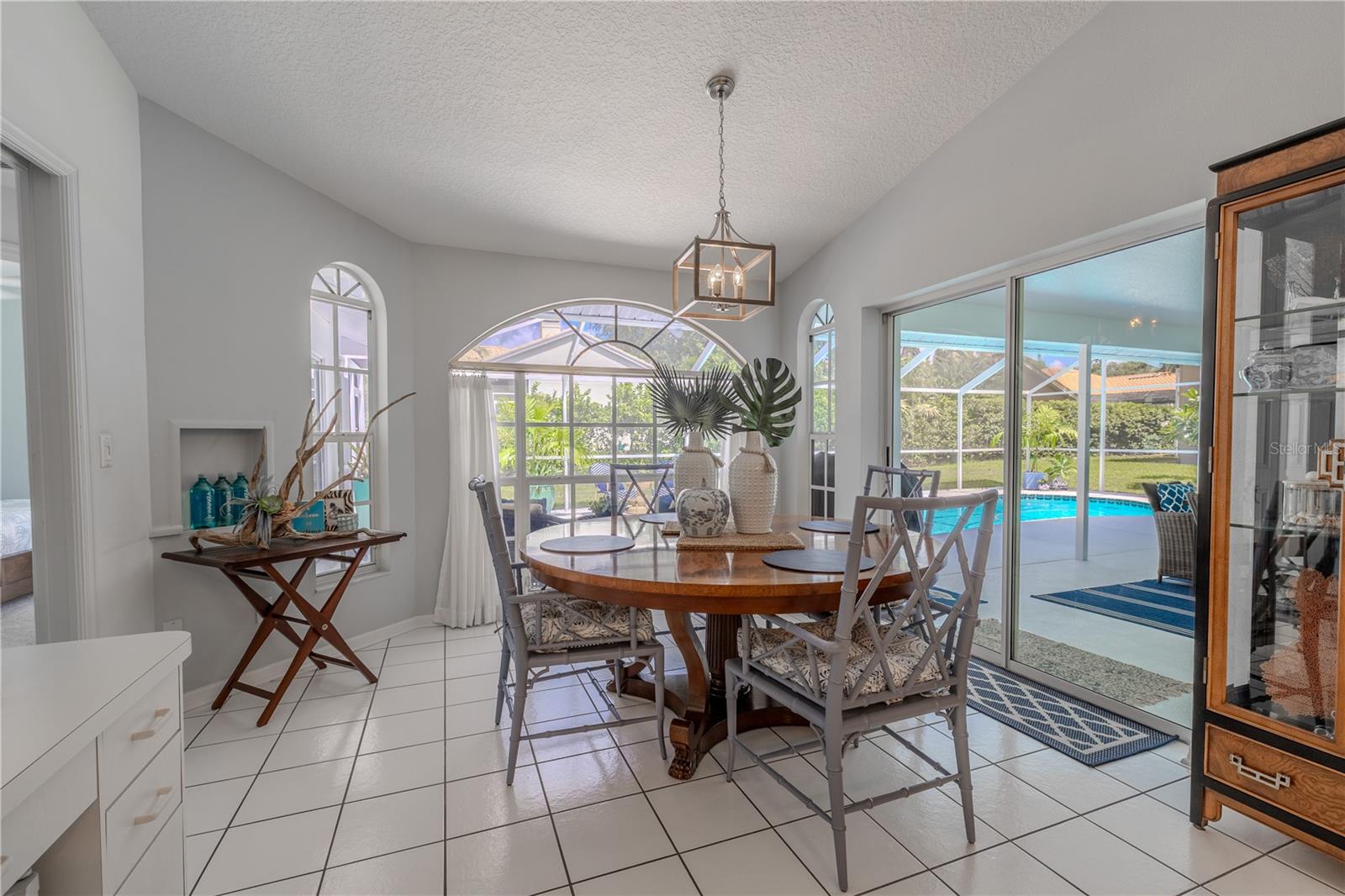 Spacious dining area just off the kitchen.