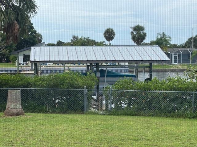 Boat Lift/dock