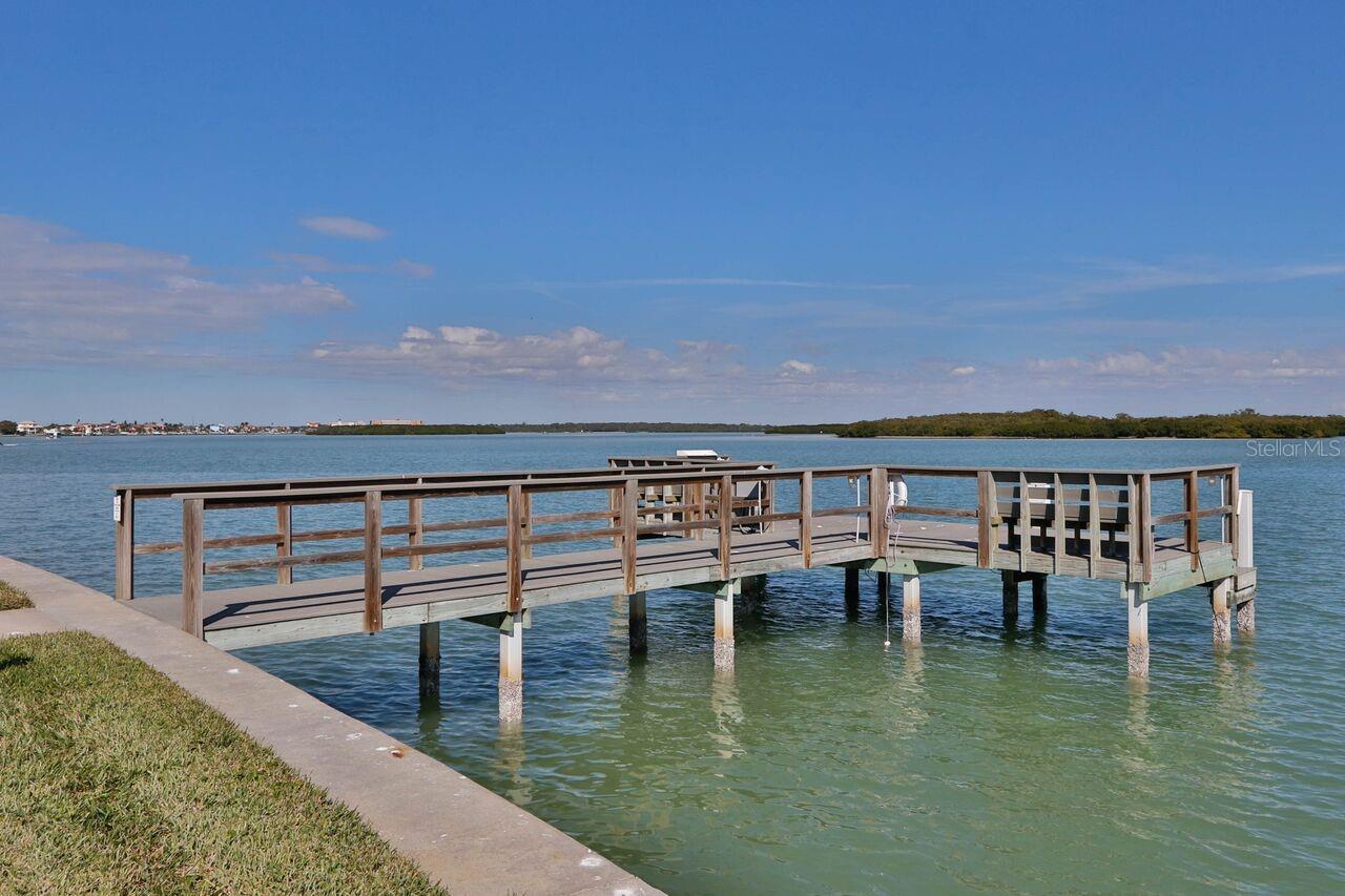 FISHING PIER