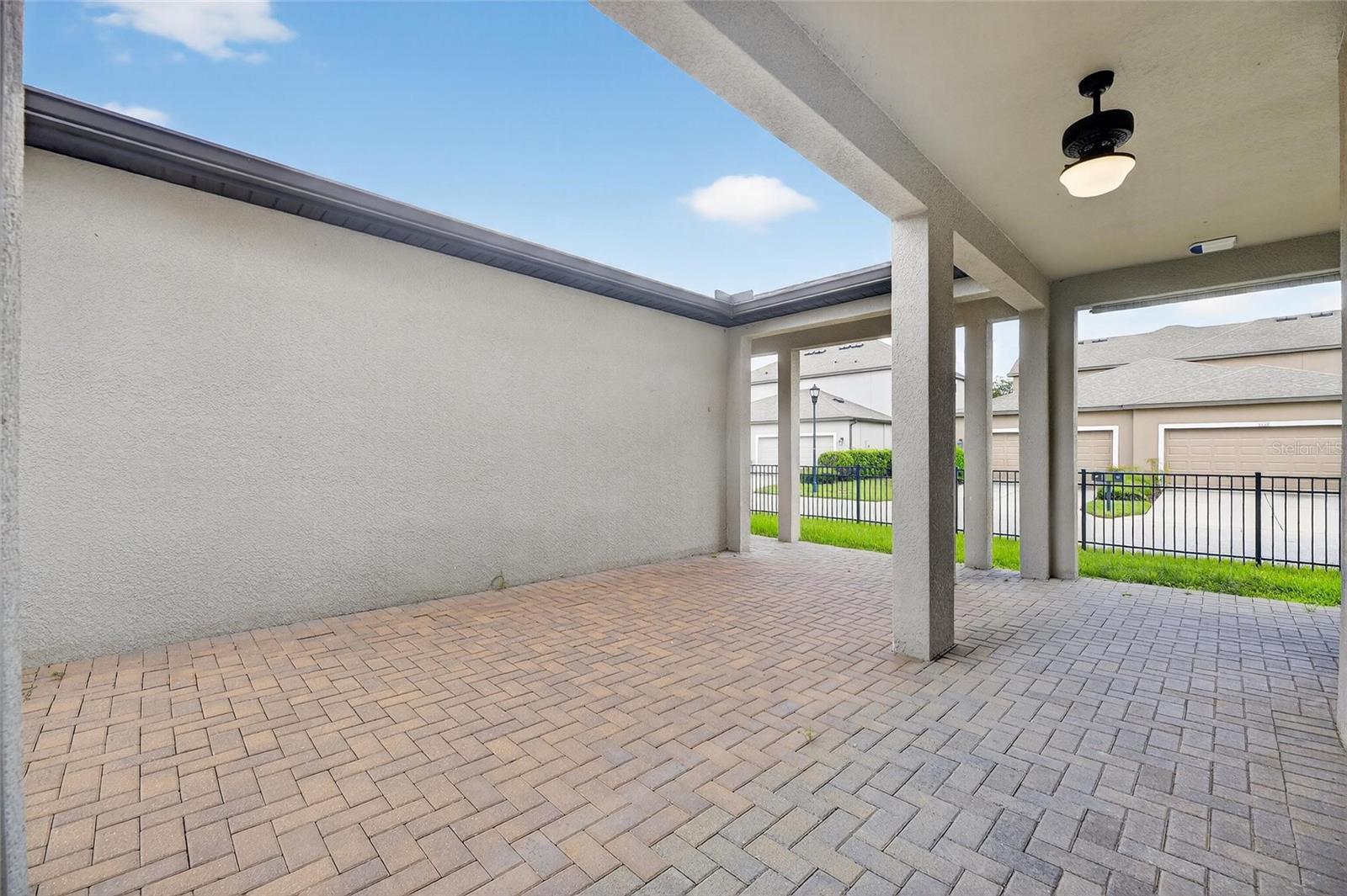 Outdoor Paved Lanai