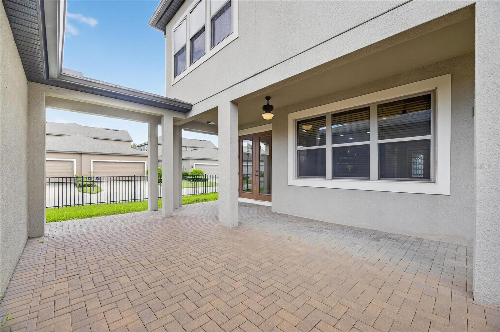 Outdoor Paved Lanai