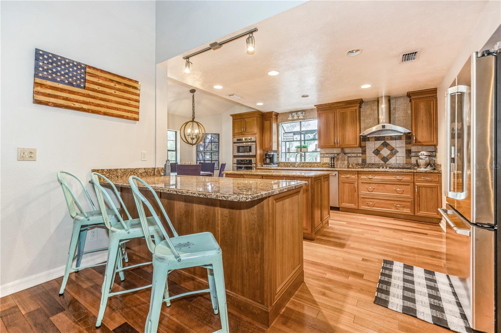 Kitchen with two islands
