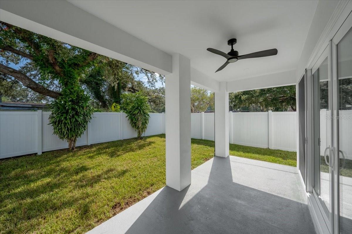 Back yard large enough for a pool