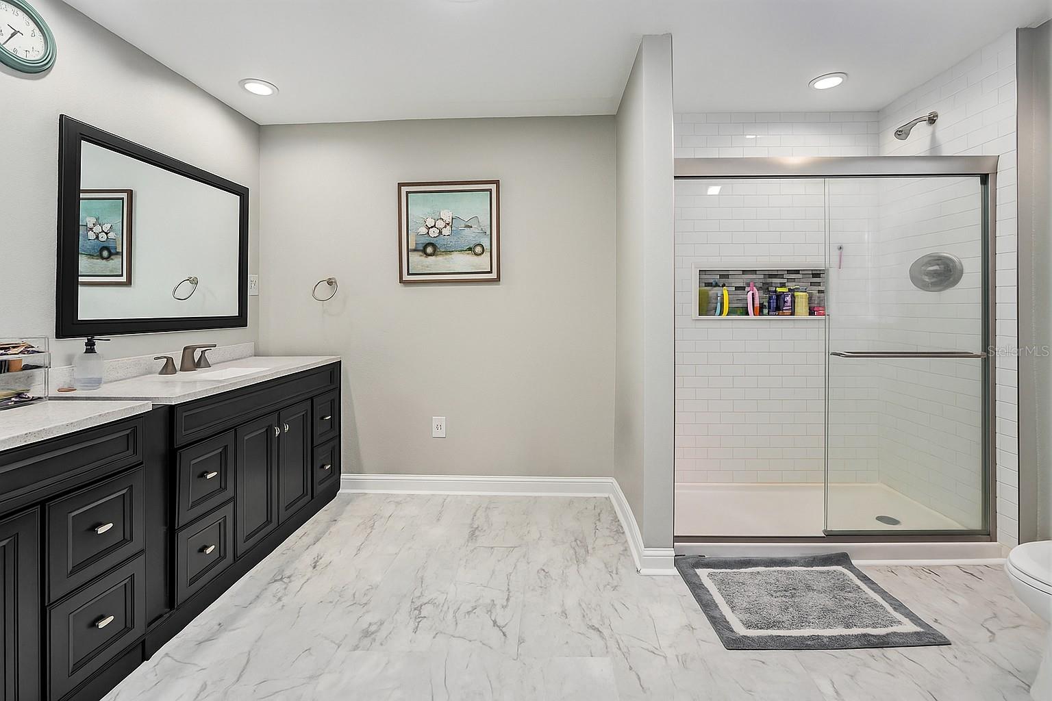 3512 Yale Circle, Riverview Fl 33578 - Primary Bath