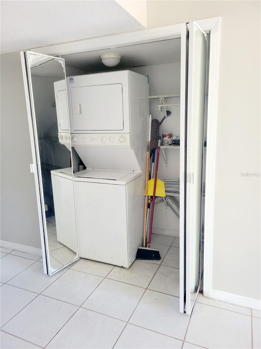 Laundry storage