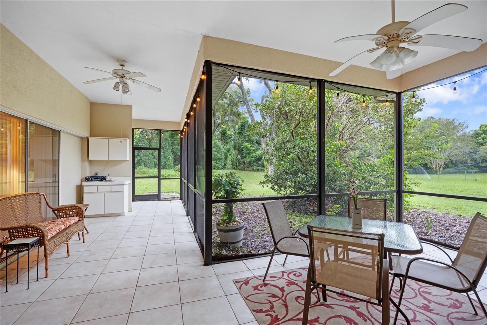 Screened-in Patio