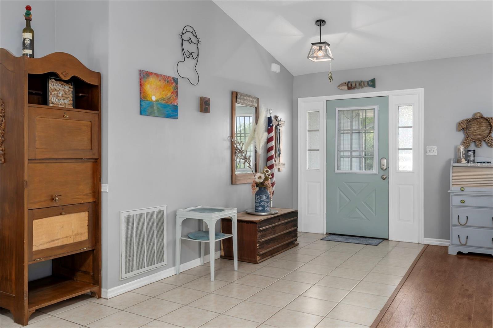 Entry way