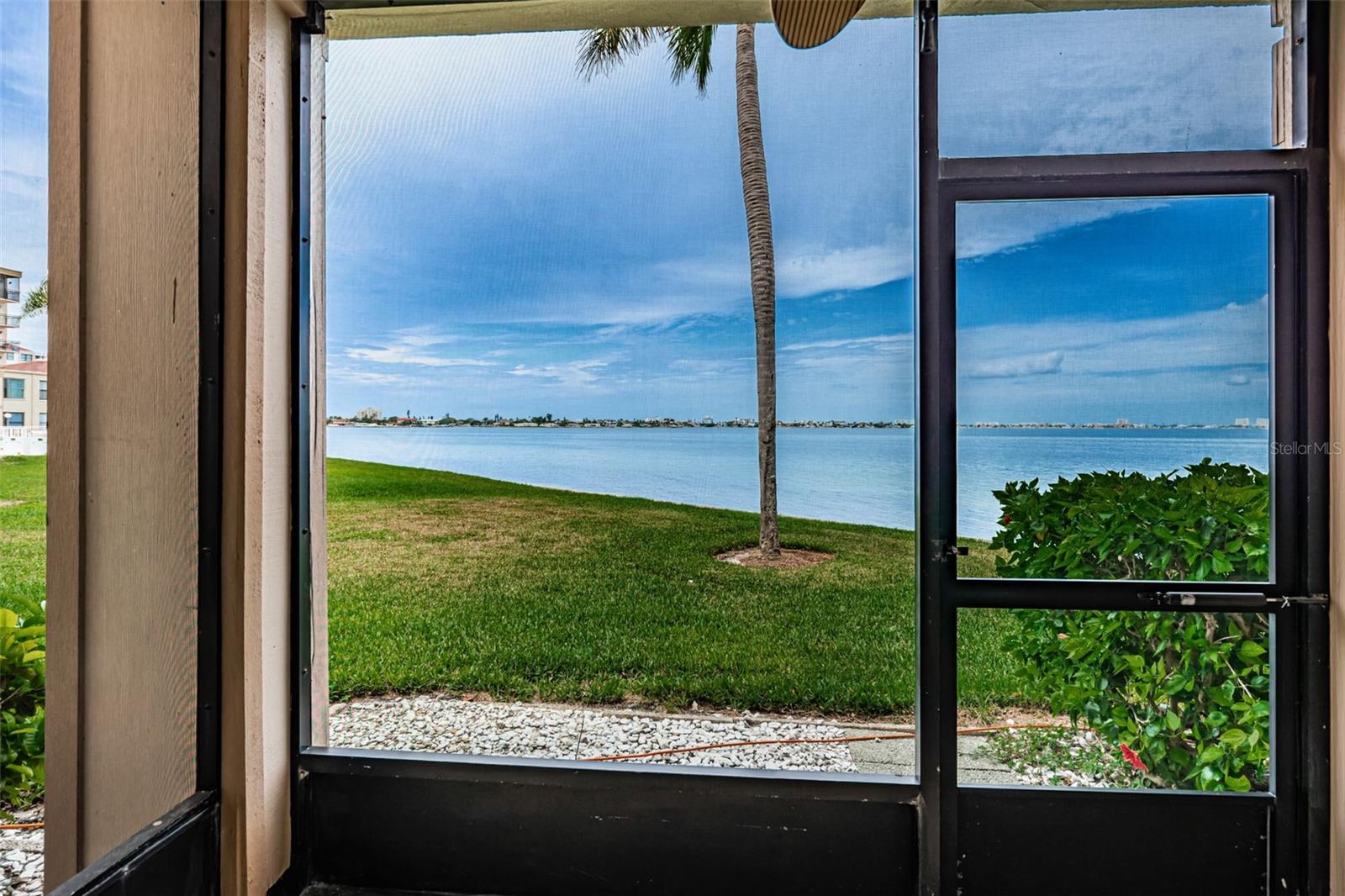 Screened Patio - Relax and enjoy the Gorgeous View