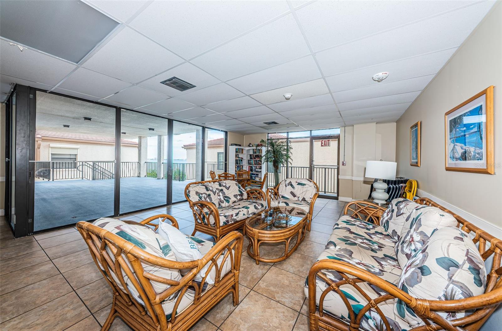 Casa I - B Building Rec Room