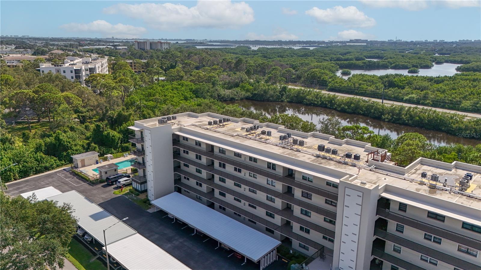 The Radcliff Building is situated right off the Bayou, making it a nature lovers delight.