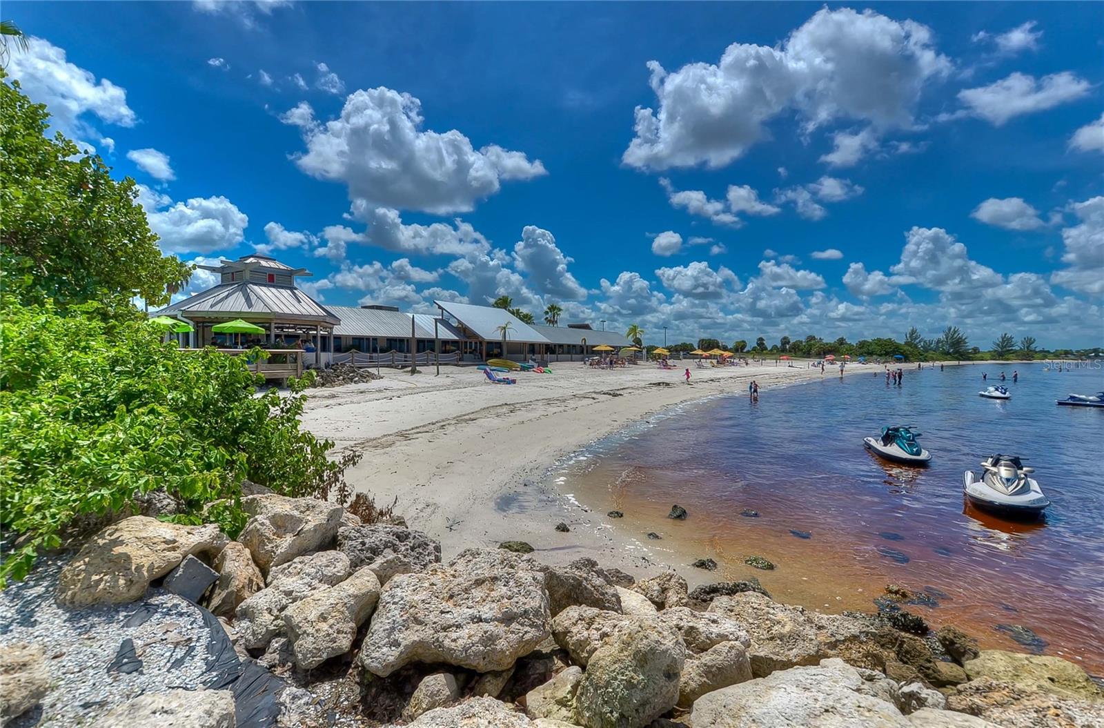 Community beach and restaurants!