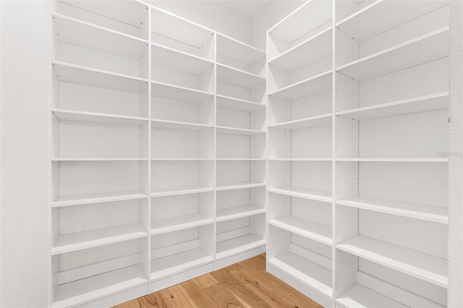 Walk-in Pantry