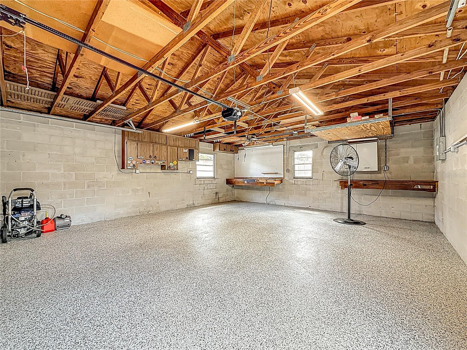 Oversized 2 Car Garage