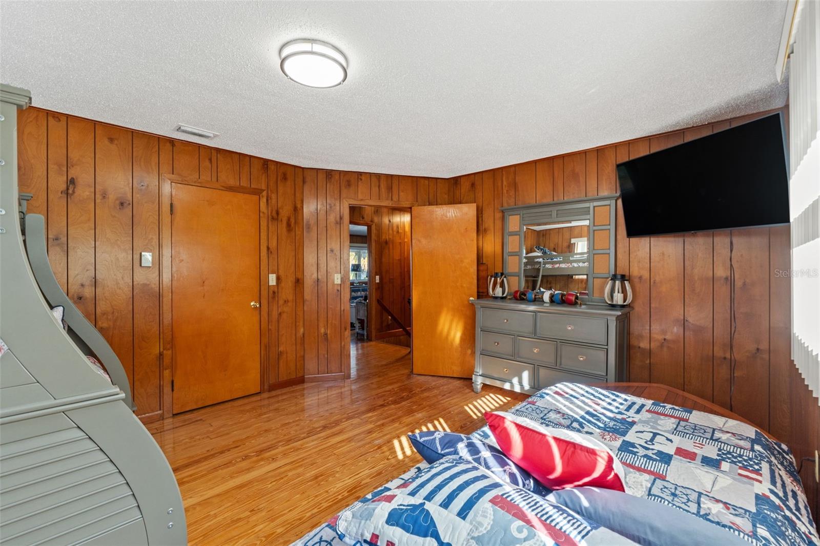 Coastal Charm in Every Detail