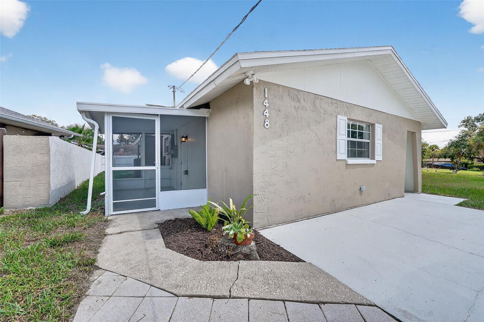 MIL side entrance