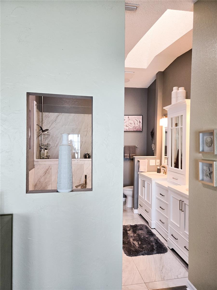 Top Quality "Spa" Style Primary Bathroom