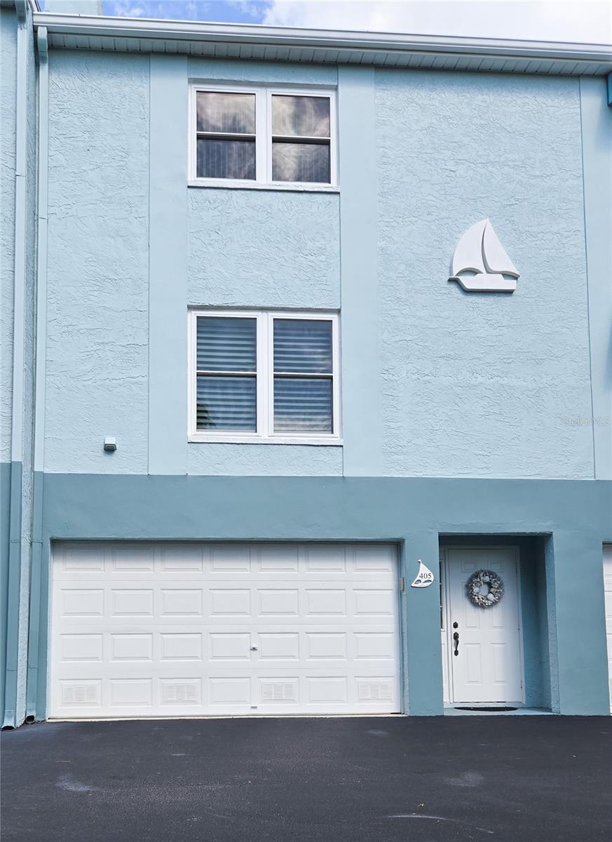 Front of Townhouse Entry