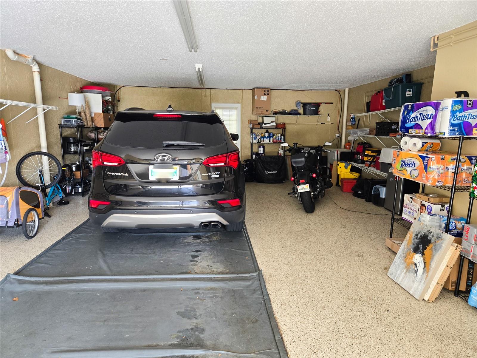 Oversized Garage can accommodate 3 cars