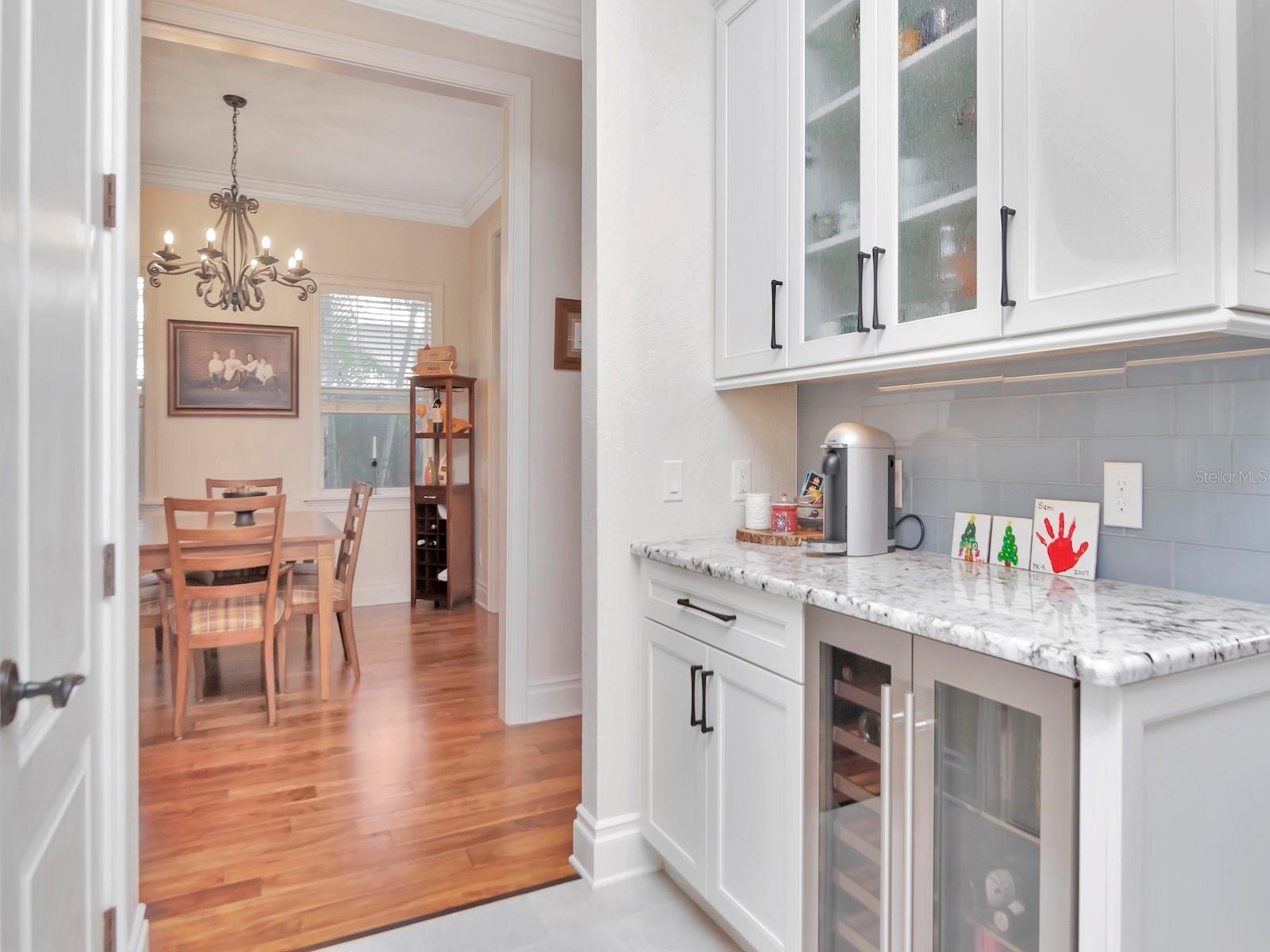 Wine fridge for both reds and whites