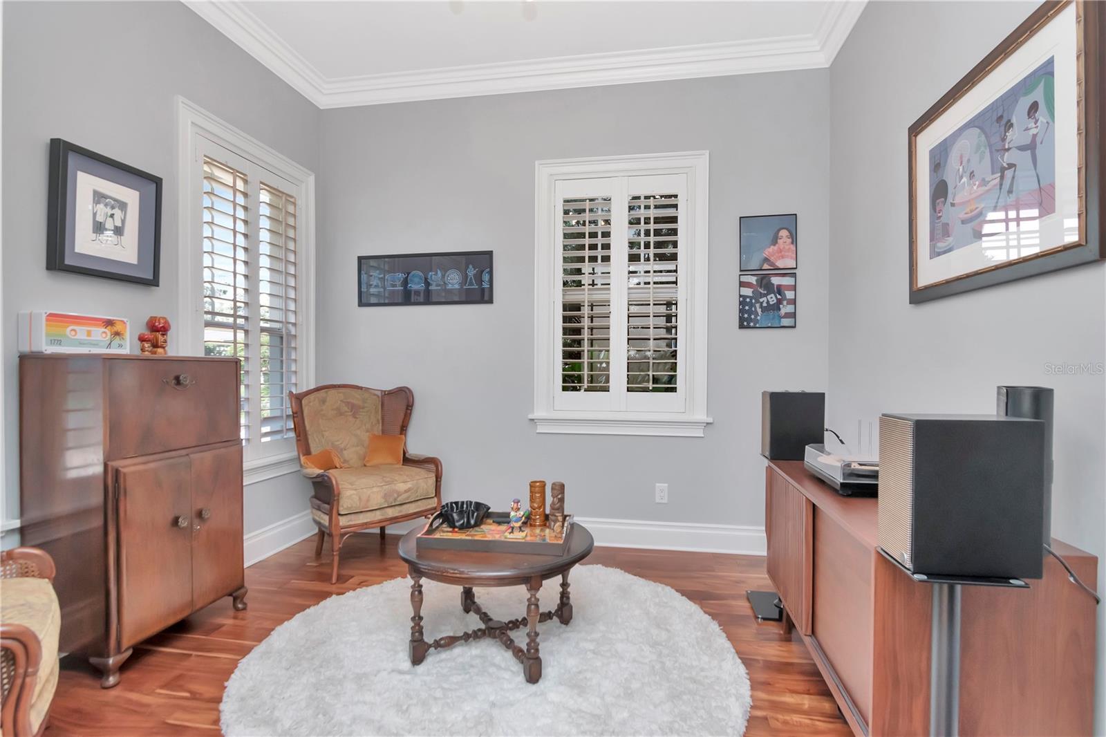 Formal space/den/home office