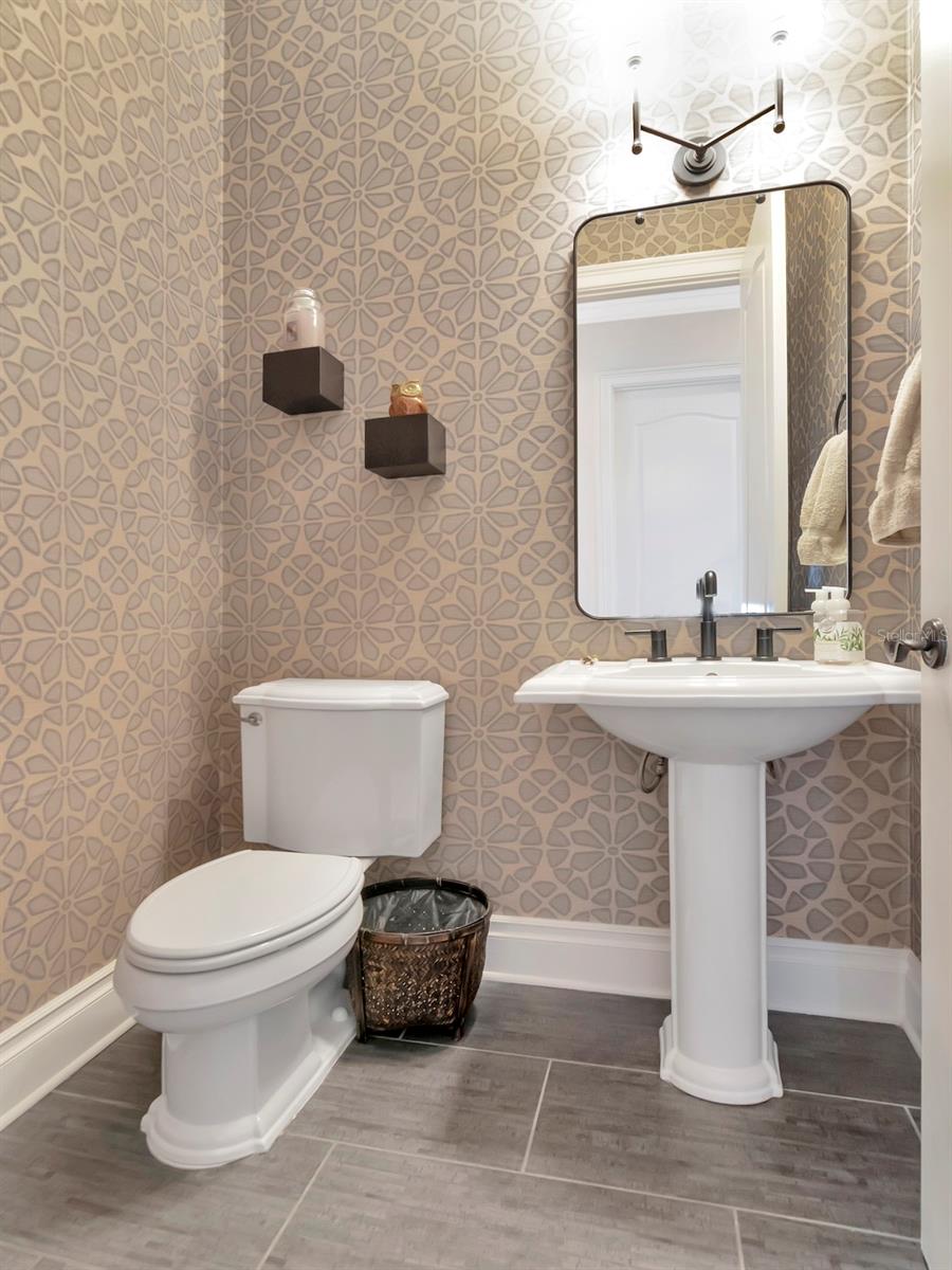 1st level powder room