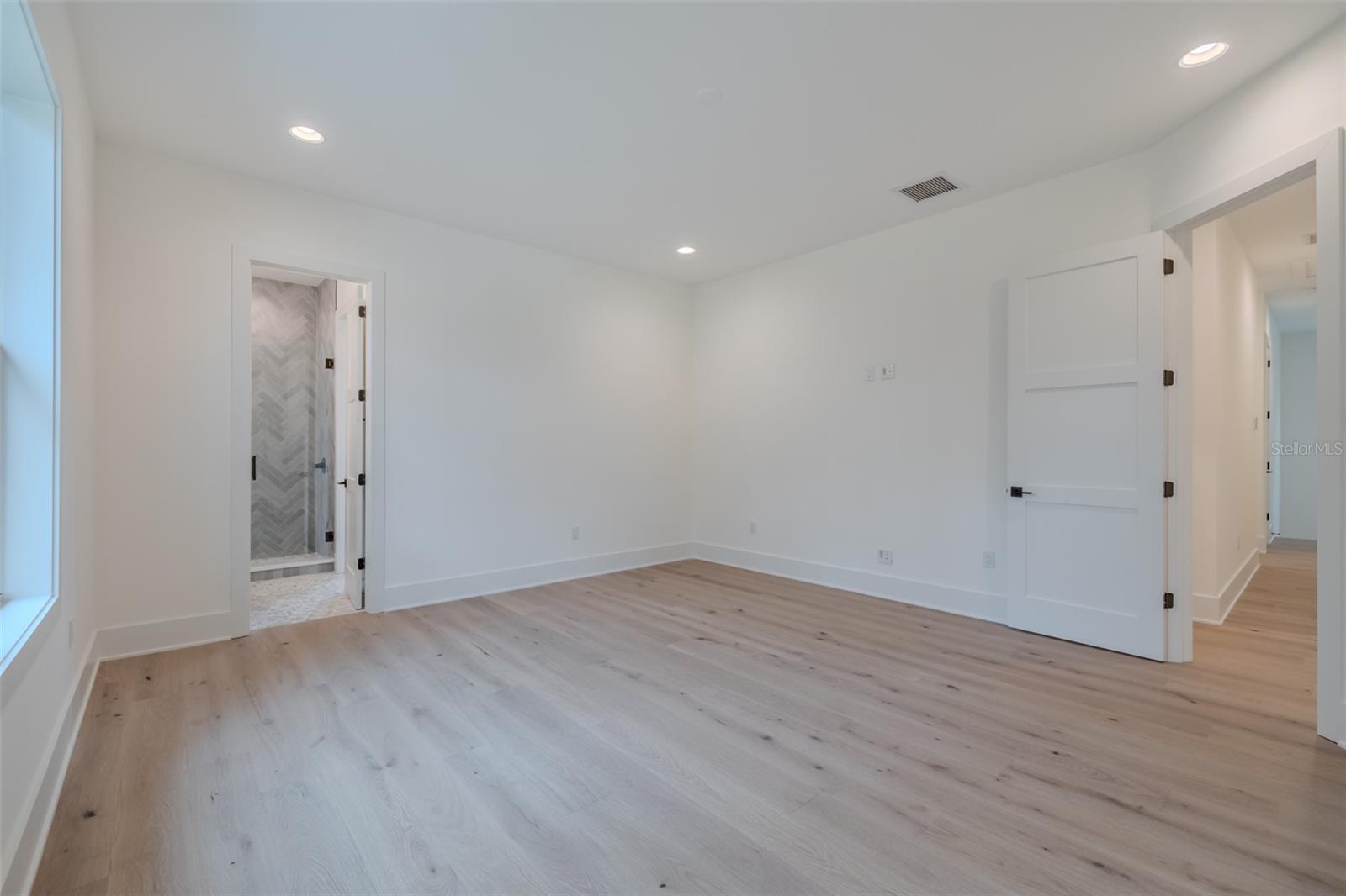 Bonus room upstairs