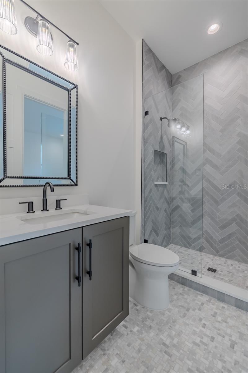 4th bathroom