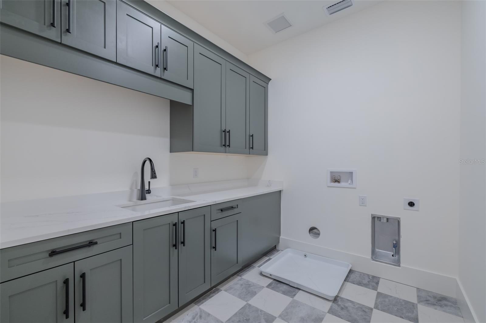 Upsairs laundry room