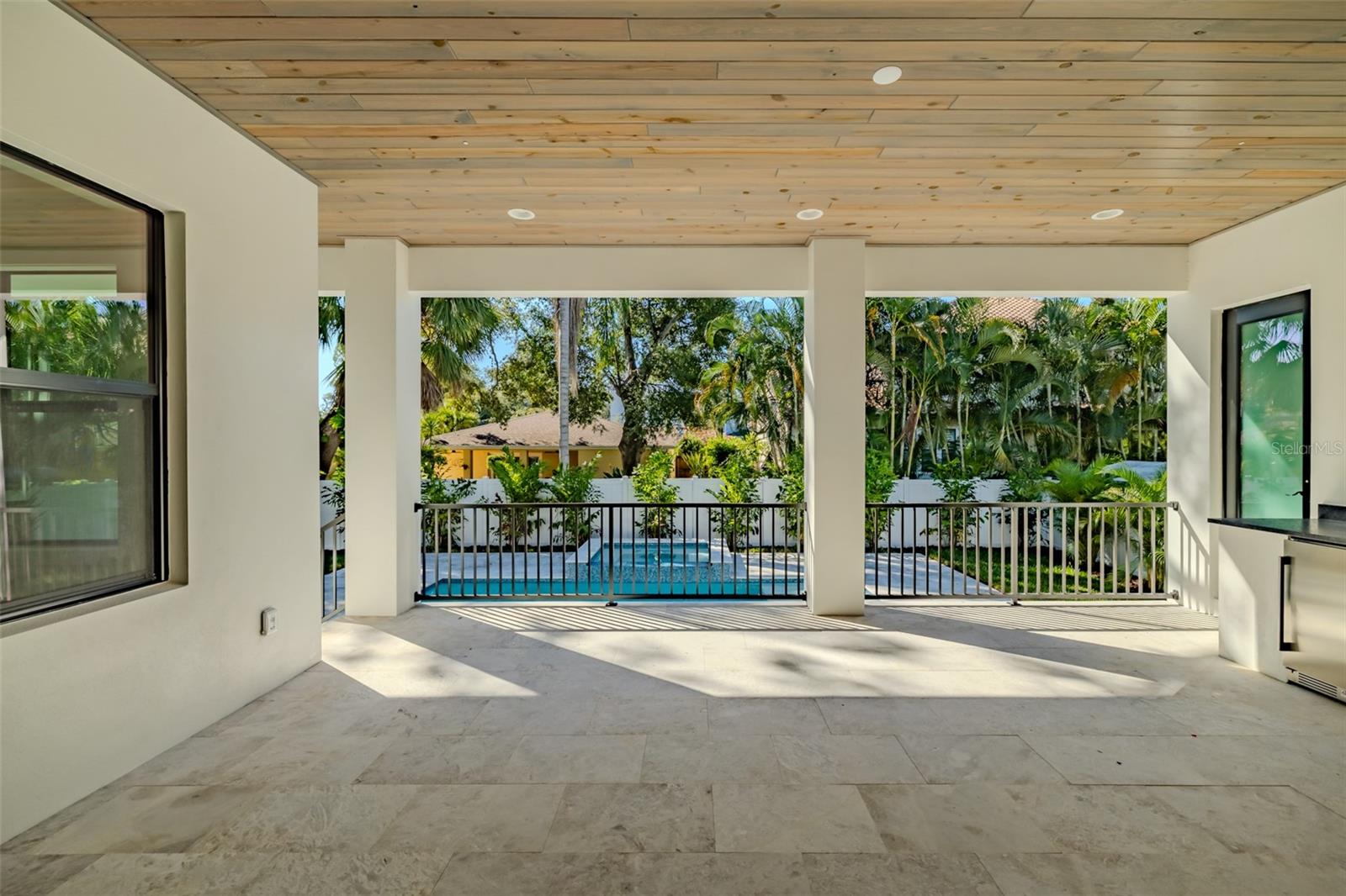 lanai