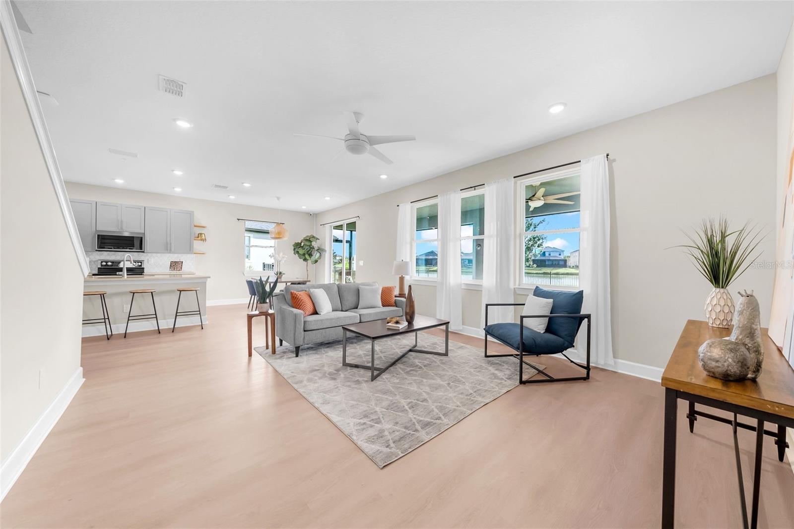 Large family room perfect for entertaining