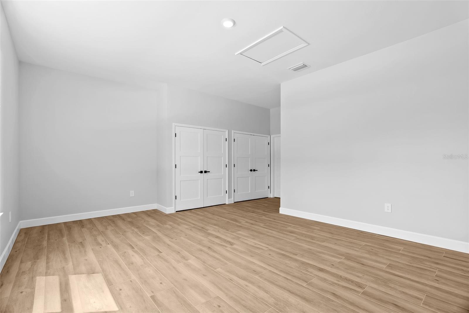 Flex space or bedroom 6