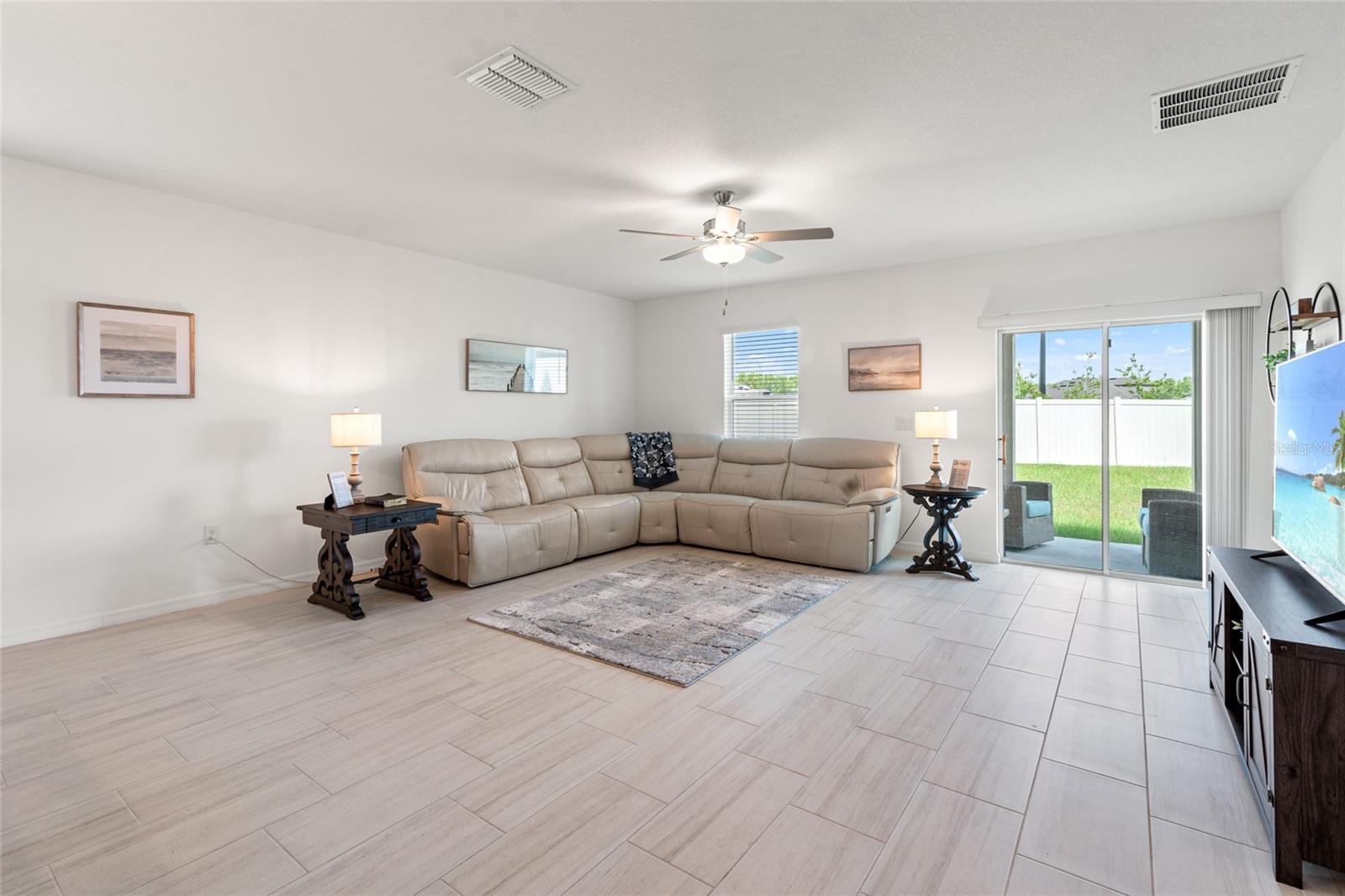 Living Room & Sliding Door