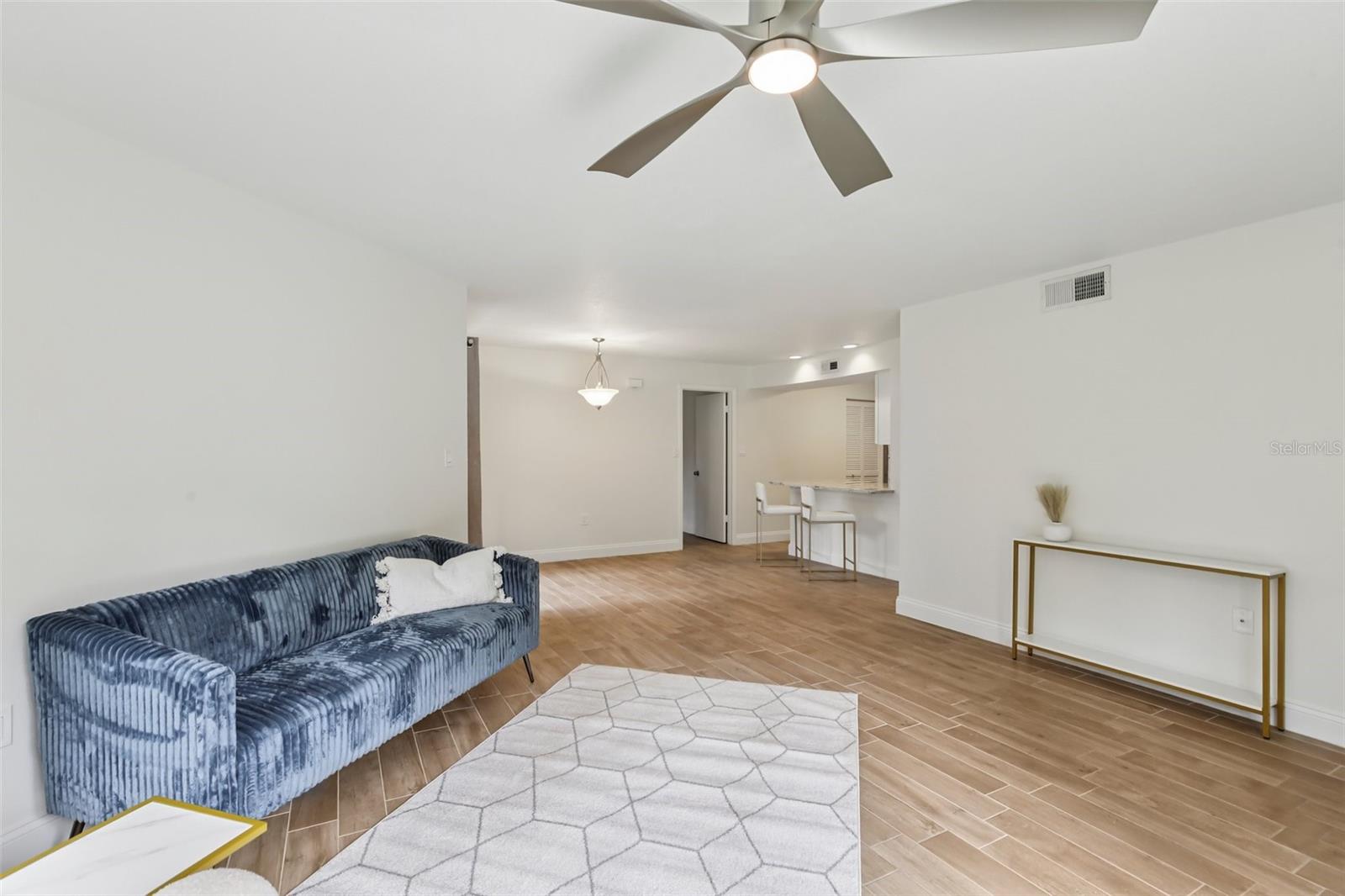 Wide open floorplan!