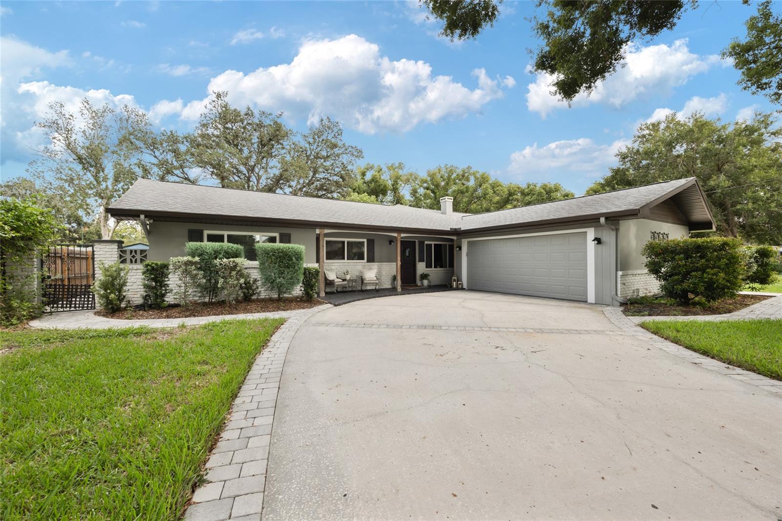 11331 N Oakleaf