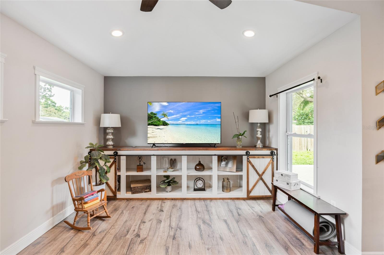 Family w/ Built-Ins