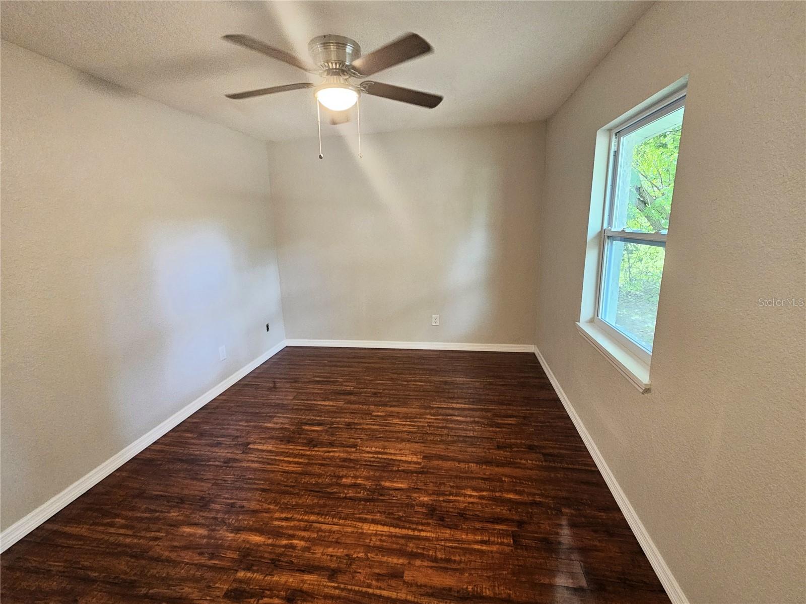 Guest bedroom