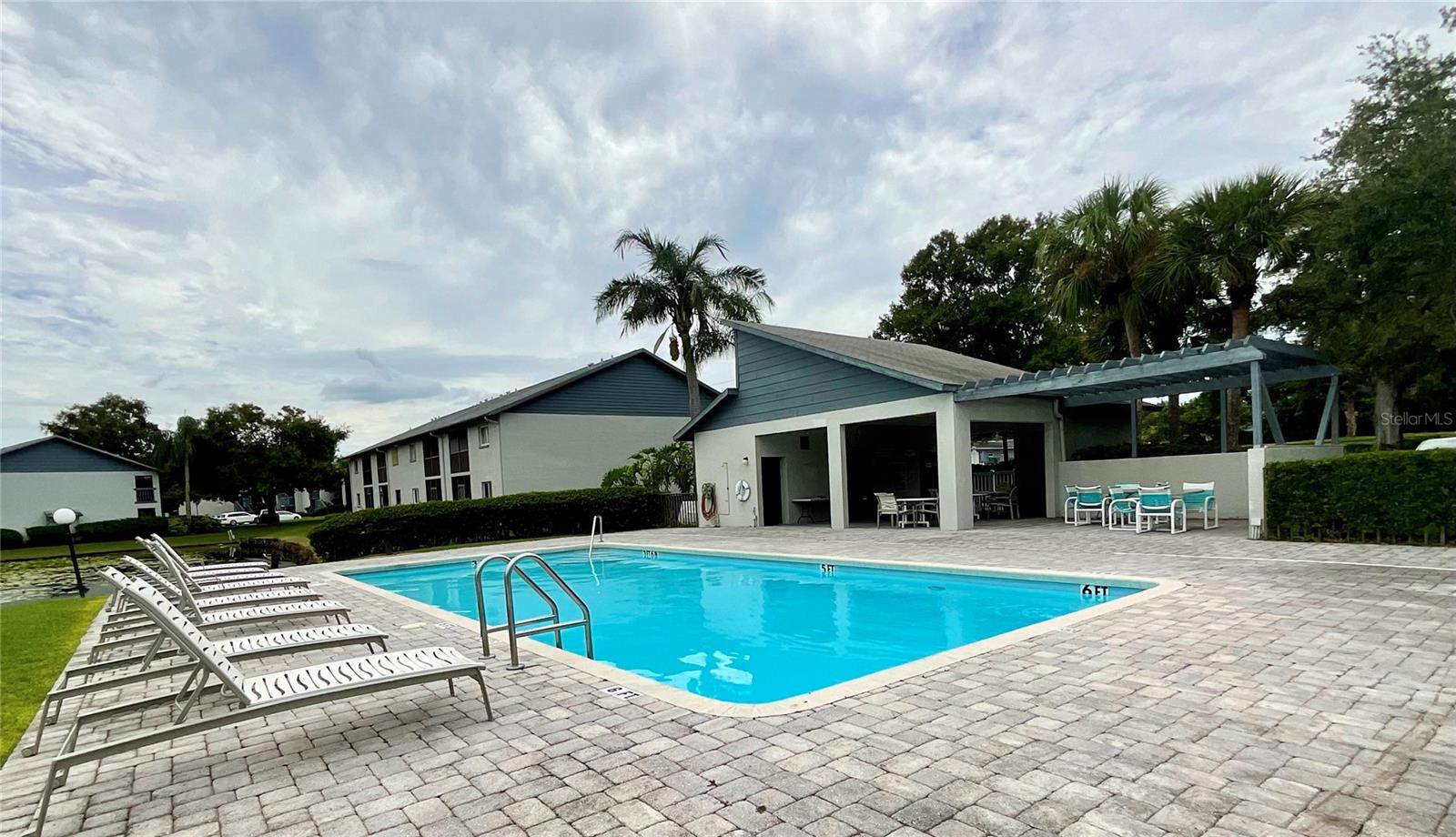 38-Pool view