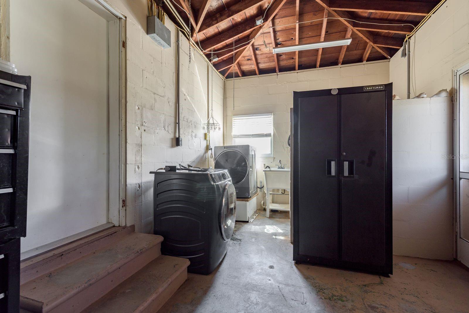 Laundry Room/ Garage